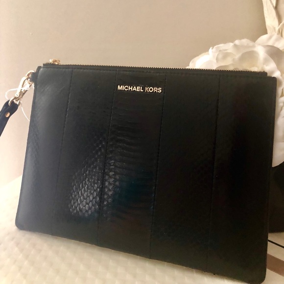 🎀 Michael Michael Kors Medium Snake Pouch - Picture 7 of 13